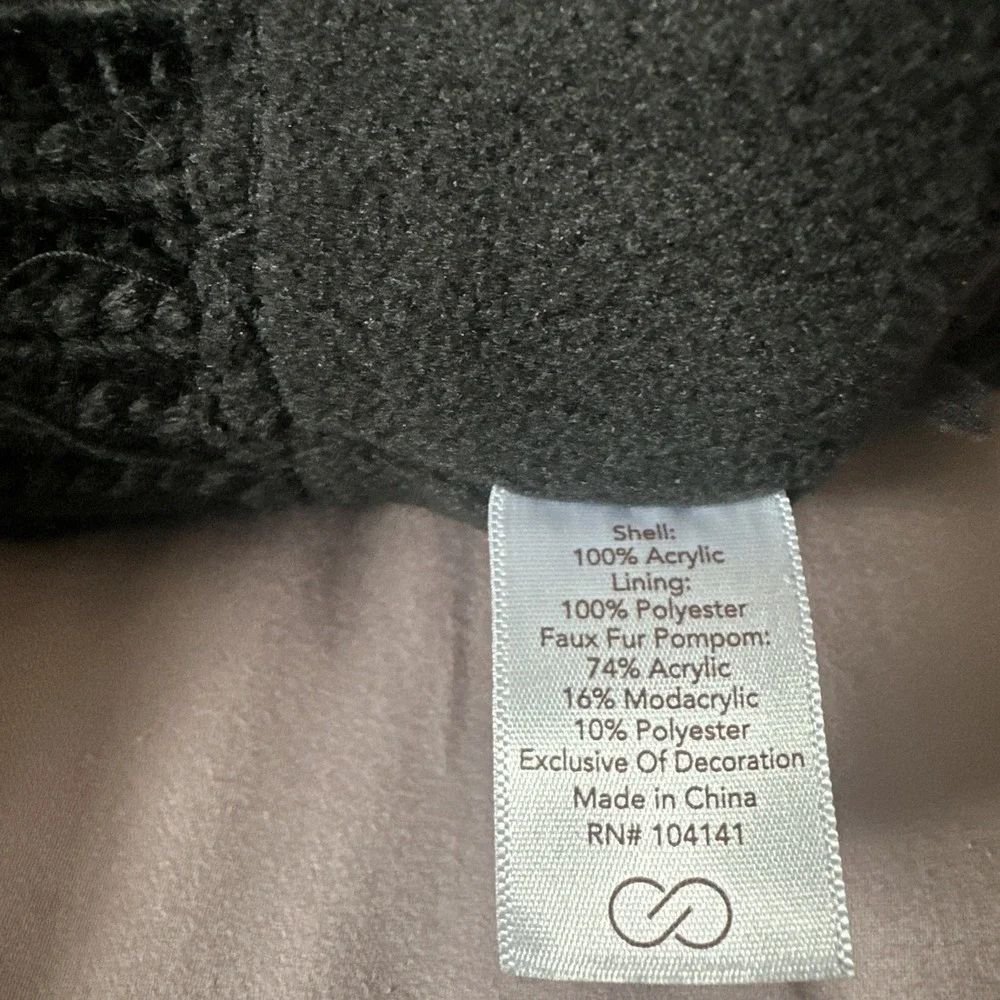 CALIA By Carrie Underwood Women O/S Cable Knit Beanie Faux‎ Fur Pom-Pom Black